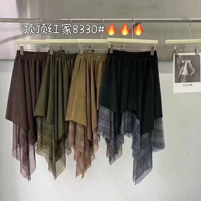 스웨이드 체크 랩 스커트