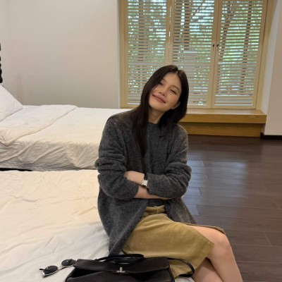 코듀로이 미디 스커트