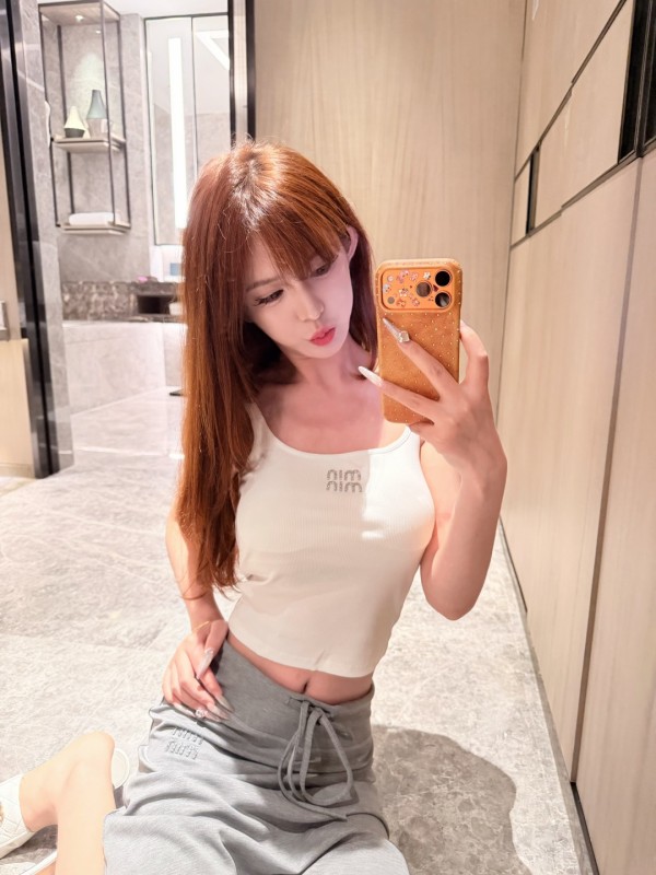 신상 진주 장식 민소매탑 가슴