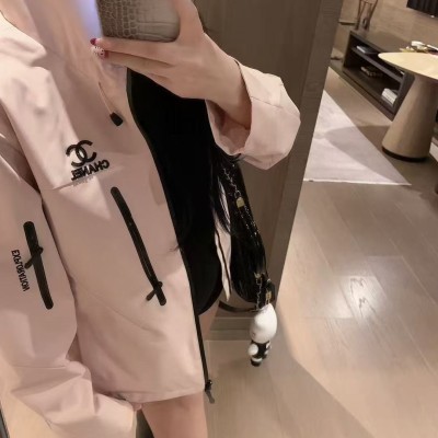 새로운 샤넬 스타일 스터드 패딩